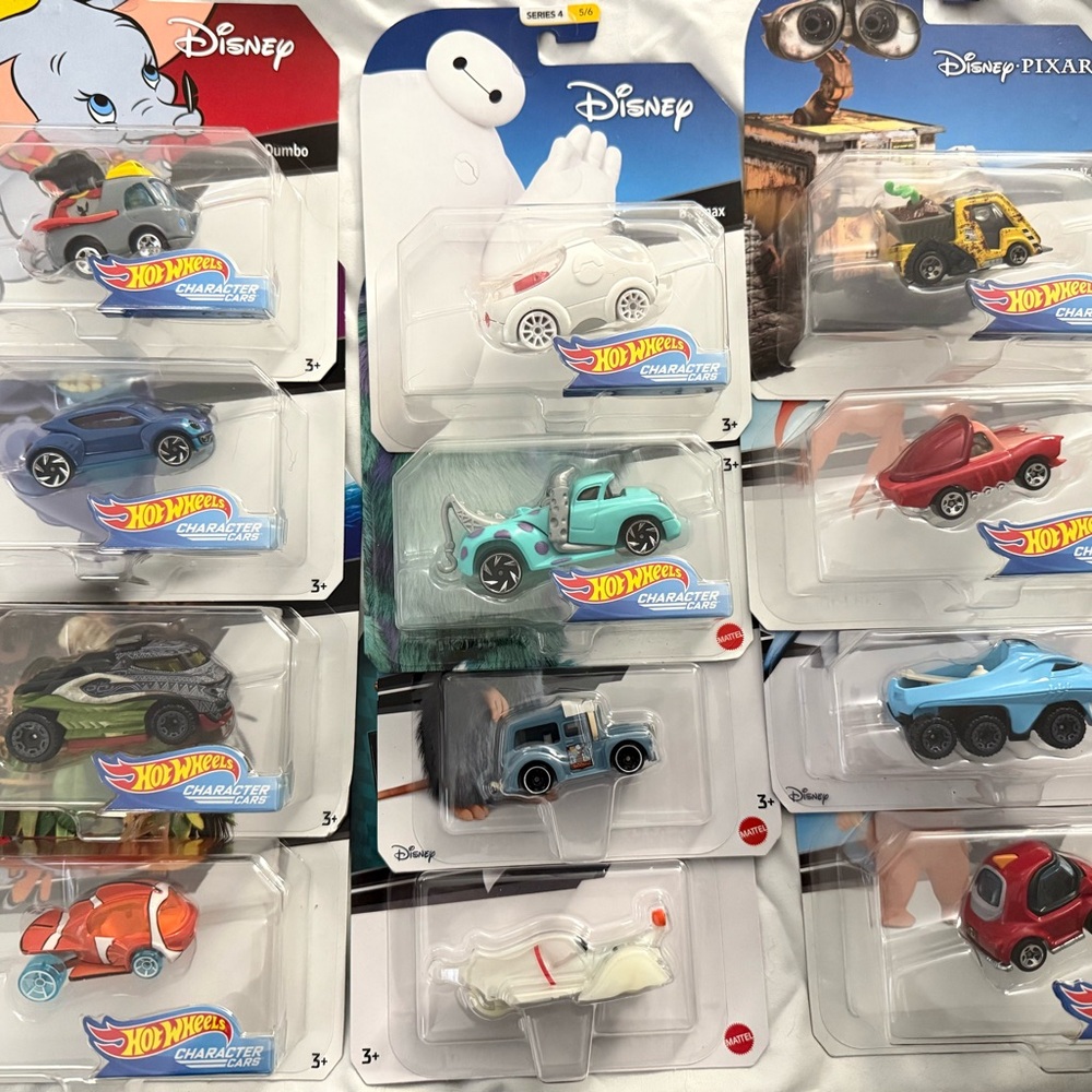 Disney Character Cars Set - Multicolor
